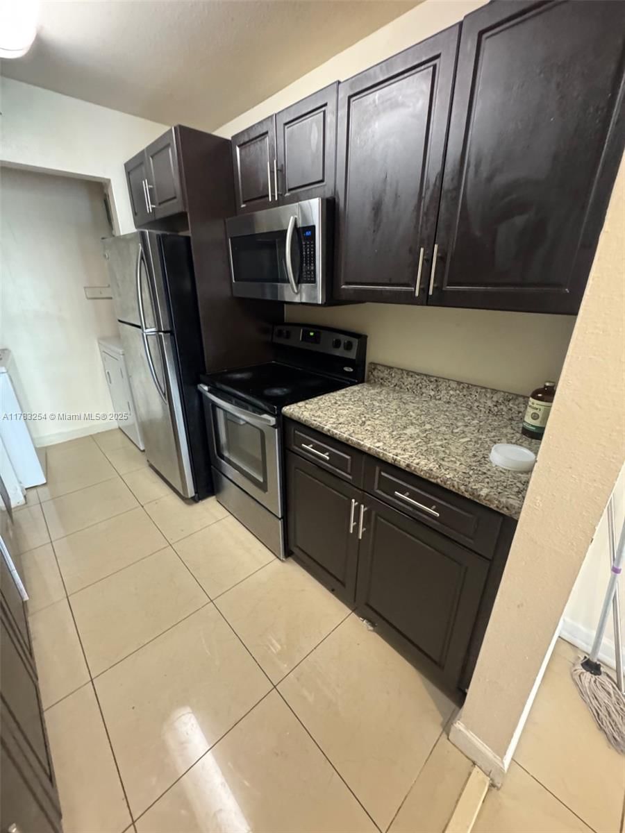 Real estate property located at 8787 39th St #8787, Broward, Preserve At Avery Lakes, Sunrise, FL
