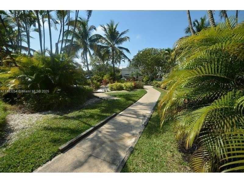 Real estate property located at 8787 39th St #8787, Broward, Preserve At Avery Lakes, Sunrise, FL