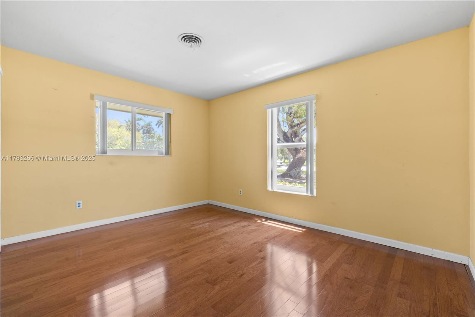 Real estate property located at 9041 88th St, Miami-dade, Snapper Creek Park Unit N, Miami, FL