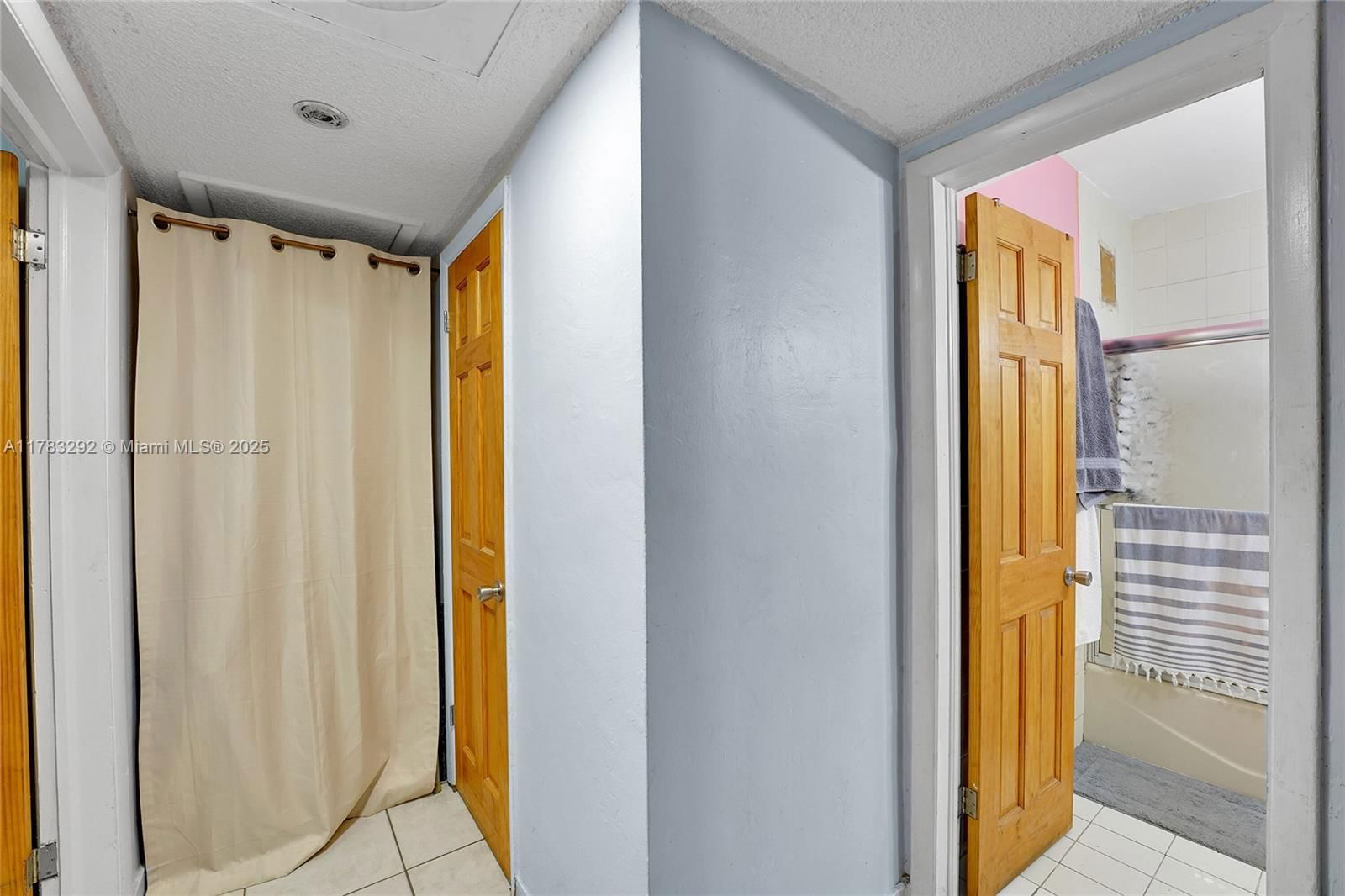 Real estate property located at 220 61st St, Miami-dade, 4th Avenue Extension To H, Hialeah, FL