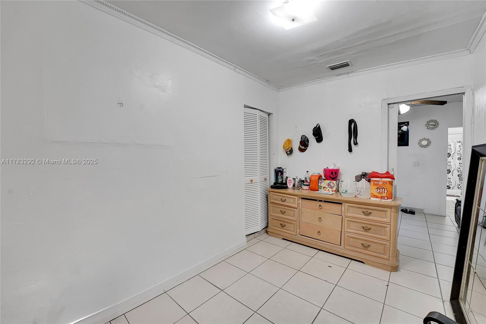 Real estate property located at 220 61st St, Miami-dade, 4th Avenue Extension To H, Hialeah, FL