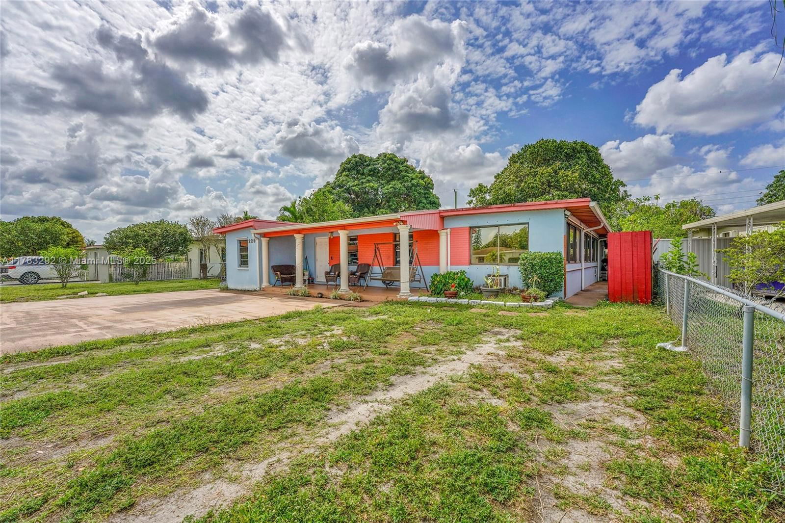 Real estate property located at 220 61st St, Miami-dade, 4th Avenue Extension To H, Hialeah, FL