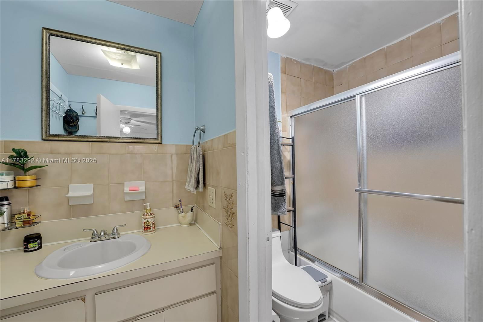 Real estate property located at 220 61st St, Miami-dade, 4th Avenue Extension To H, Hialeah, FL