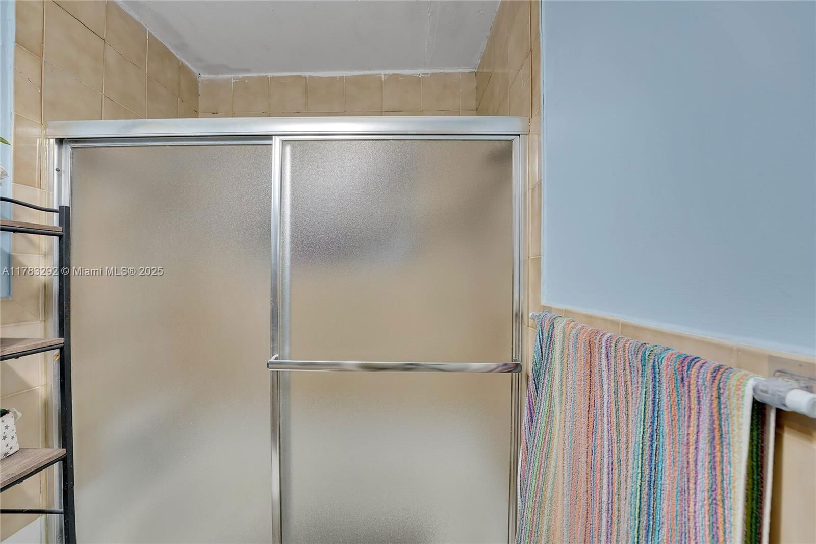 Real estate property located at 220 61st St, Miami-dade, 4th Avenue Extension To H, Hialeah, FL