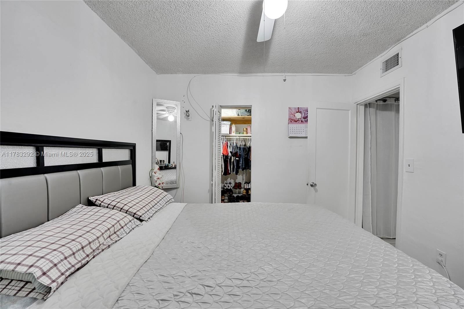 Real estate property located at 220 61st St, Miami-dade, 4th Avenue Extension To H, Hialeah, FL