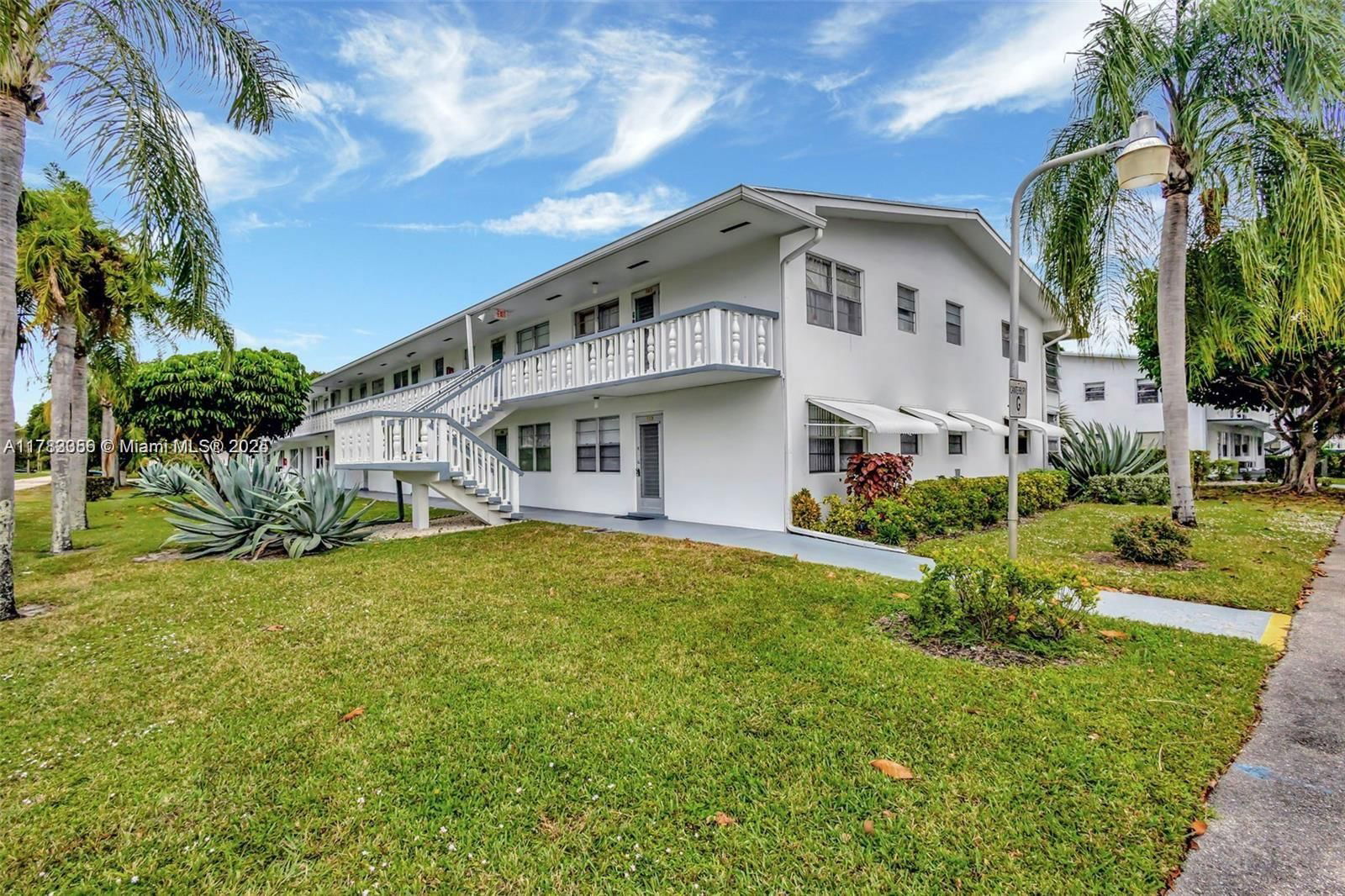 Real estate property located at 155 Canterbury G #155, Palm Beach, Canterbury Condos, West Palm Beach, FL