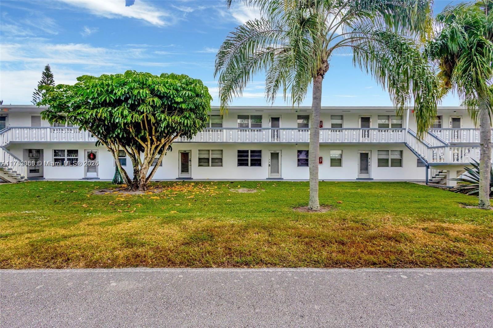 Real estate property located at 155 Canterbury G #155, Palm Beach, Canterbury Condos, West Palm Beach, FL