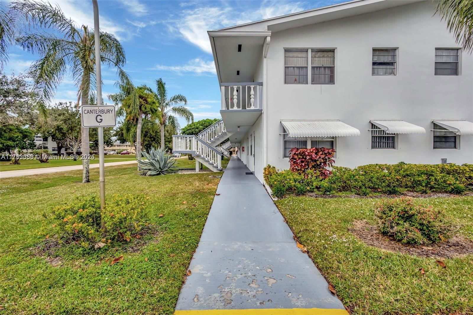Real estate property located at 155 Canterbury G #155, Palm Beach, Canterbury Condos, West Palm Beach, FL
