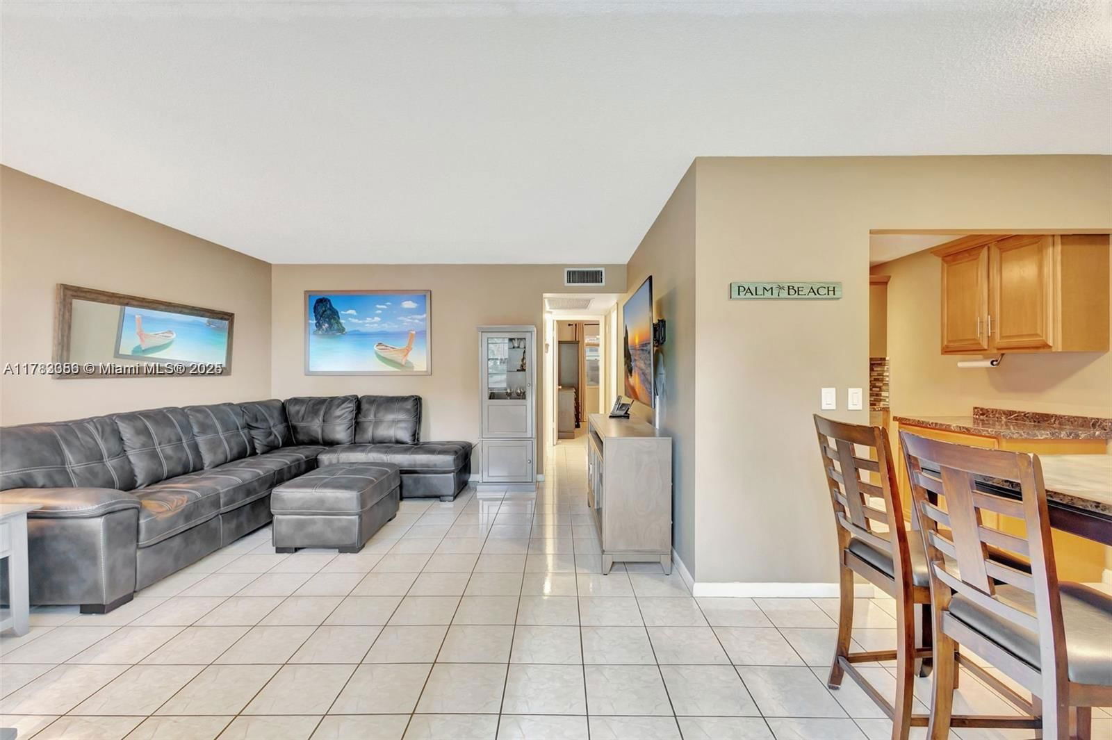 Real estate property located at 155 Canterbury G #155, Palm Beach, Canterbury Condos, West Palm Beach, FL