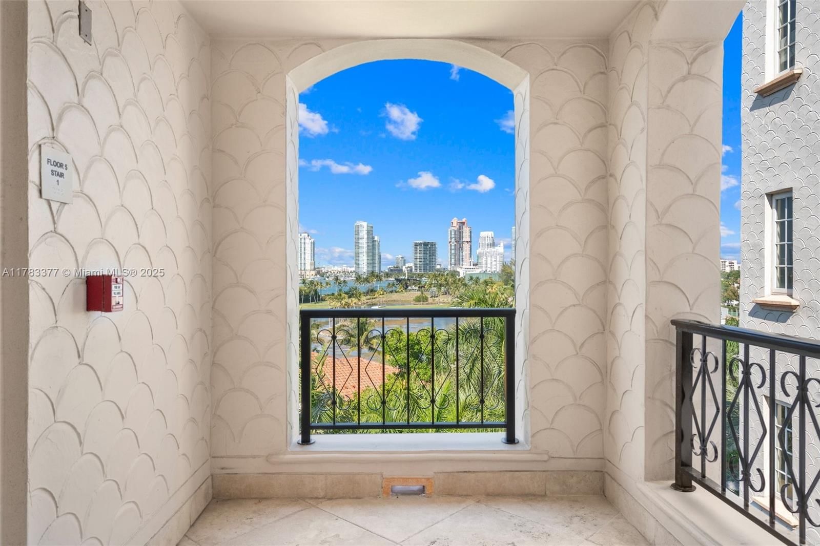 Real estate property located at , Miami-dade, 5100 Bayview At Fisher Is, Fisher Island, FL