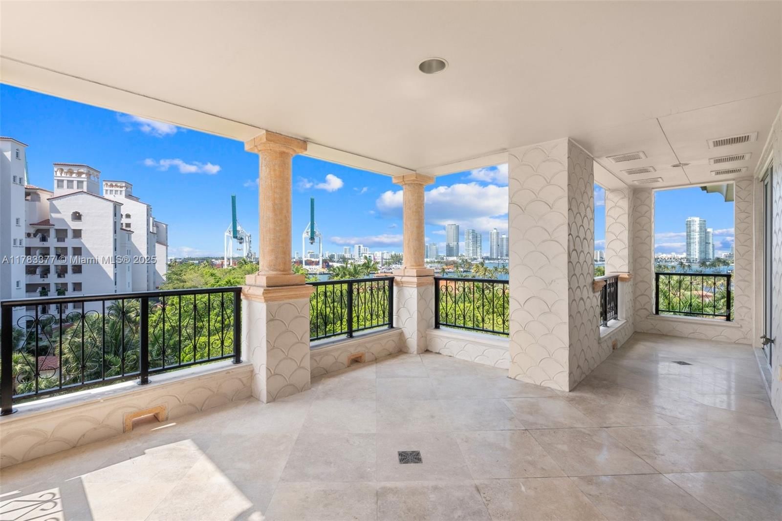 Real estate property located at , Miami-dade, 5100 Bayview At Fisher Is, Fisher Island, FL