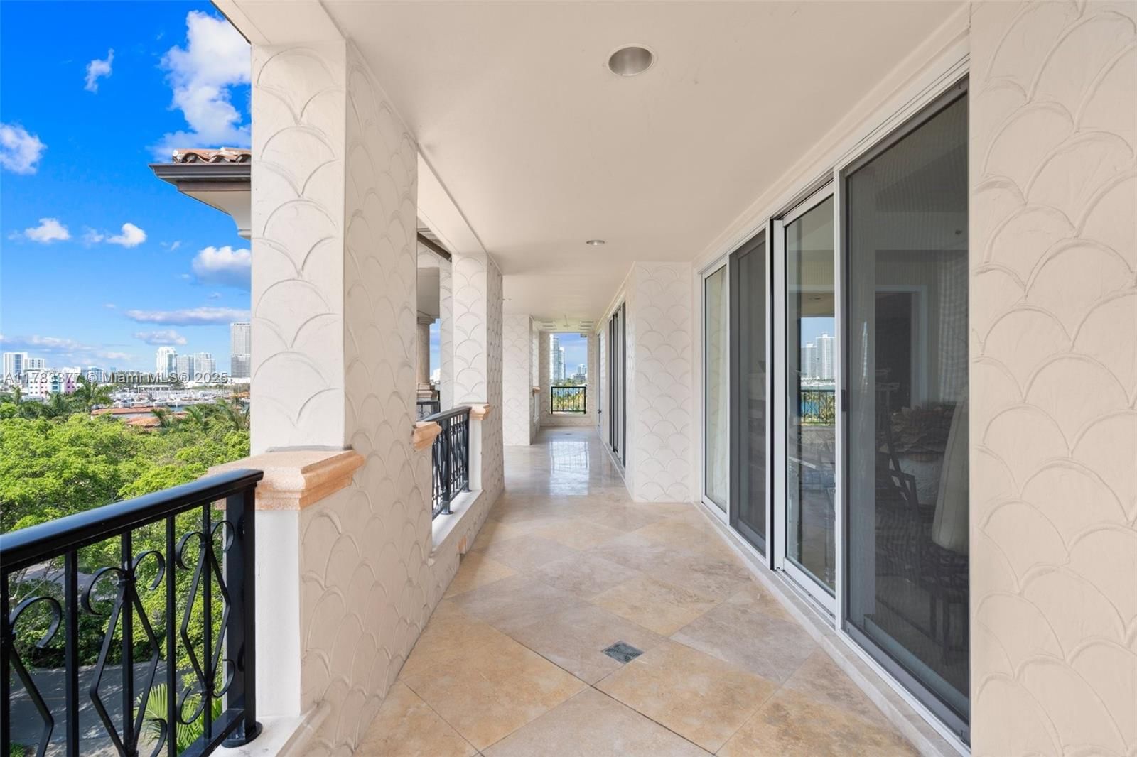 Real estate property located at , Miami-dade, 5100 Bayview At Fisher Is, Fisher Island, FL