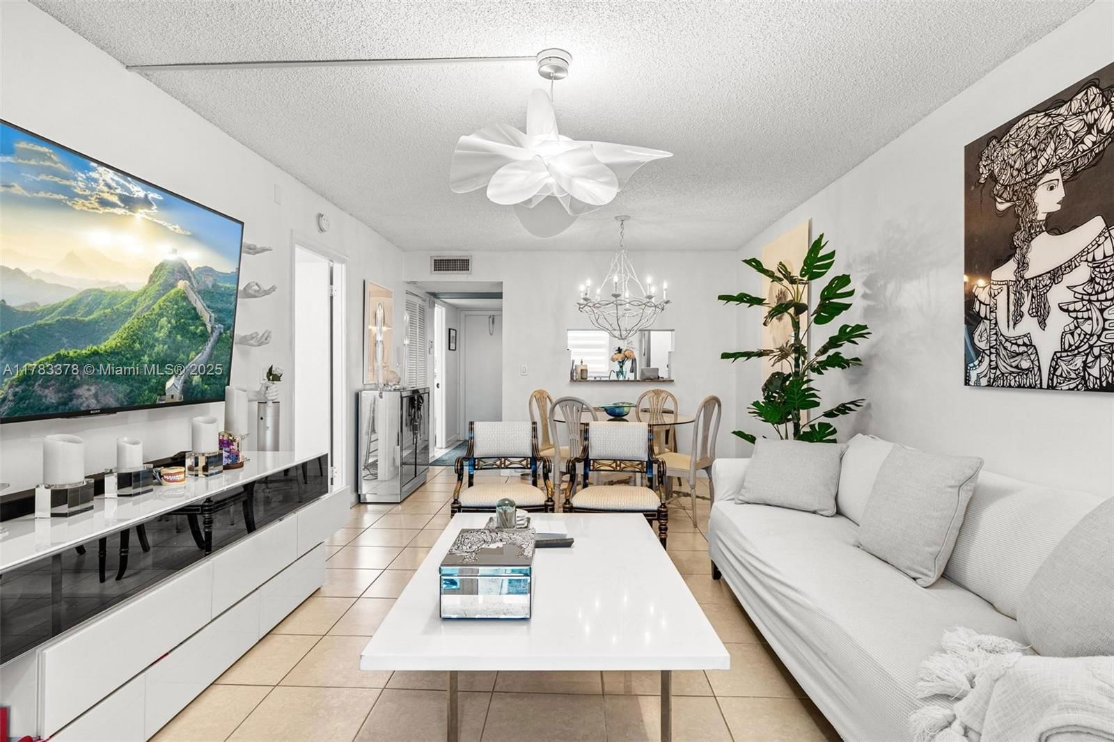 Real estate property located at 9440 Poinciana Pl #405, Broward, Poinciana 4 Of Pine Islan, Davie, FL