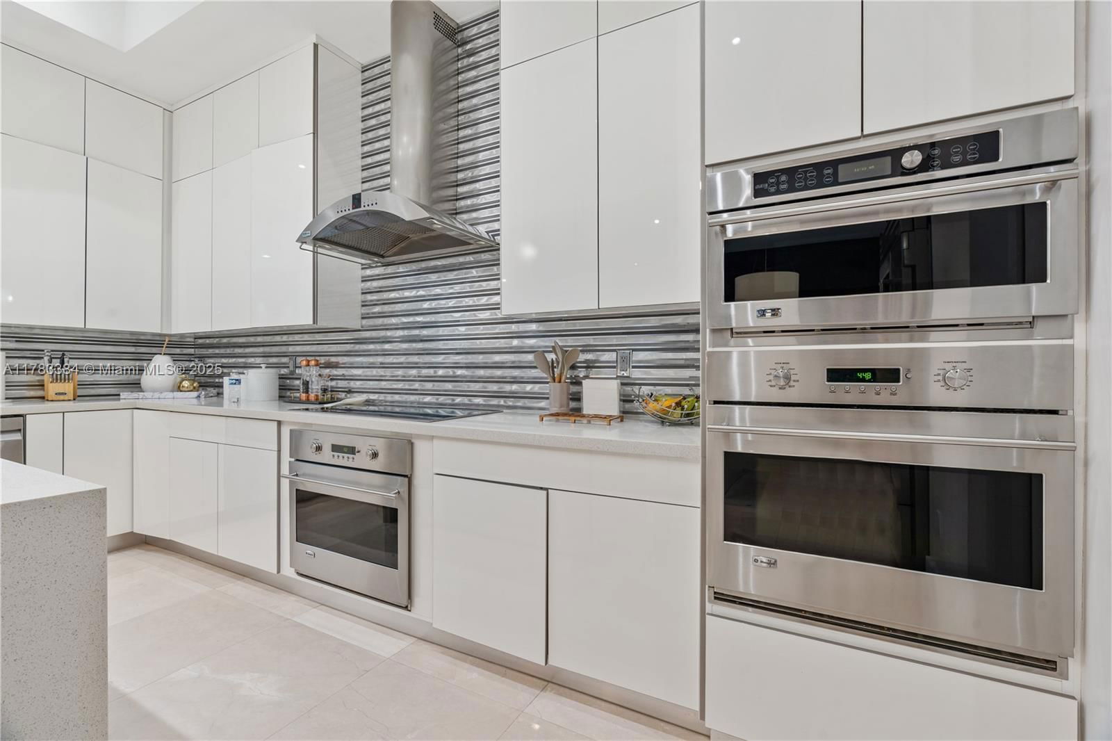 Real estate property located at 12401 82nd Ave, Miami-dade, Chapman Corner, Pinecrest, FL