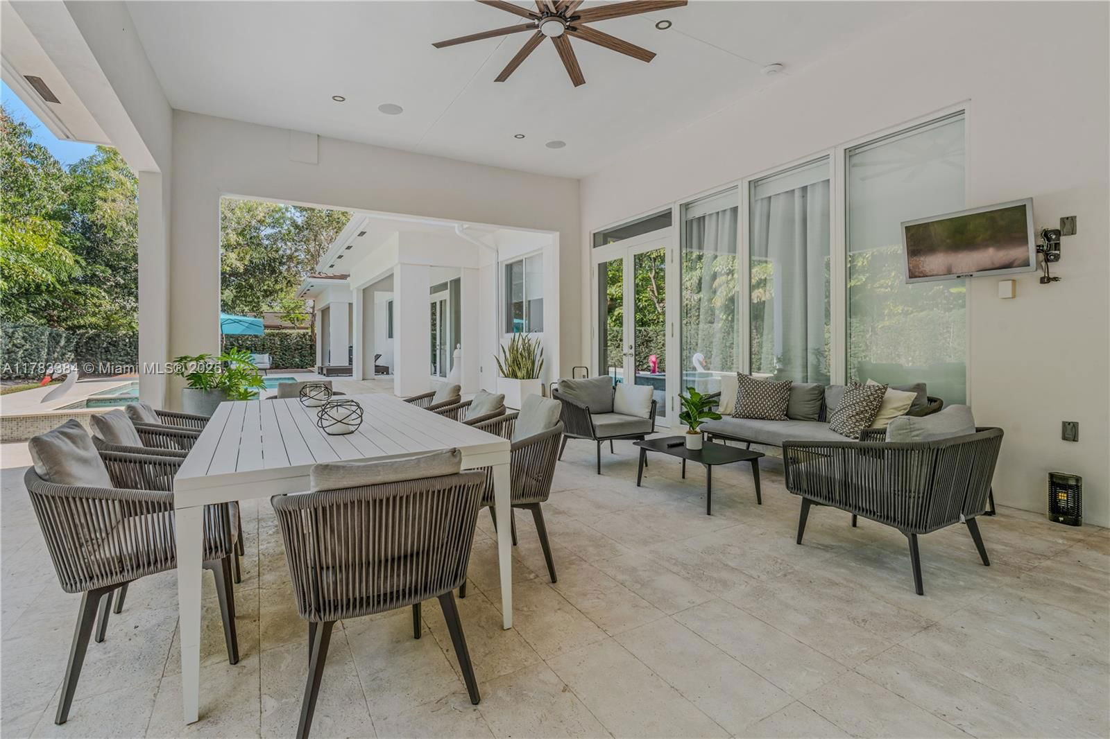 Real estate property located at 12401 82nd Ave, Miami-dade, Chapman Corner, Pinecrest, FL