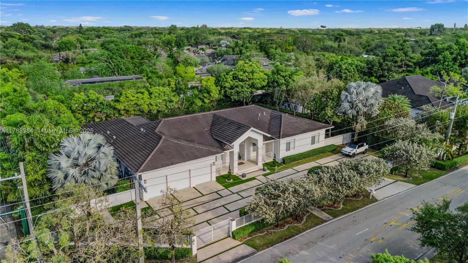 Real estate property located at 12401 82nd Ave, Miami-dade, Chapman Corner, Pinecrest, FL