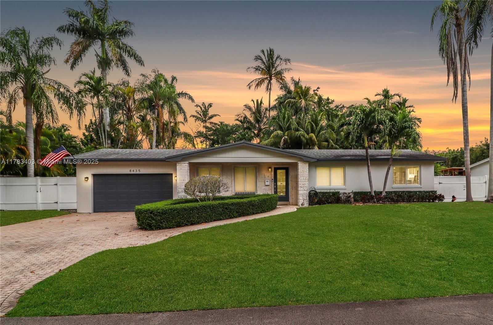 Real estate property located at 8435 157th St, Miami-dade, Southwood, Palmetto Bay, FL