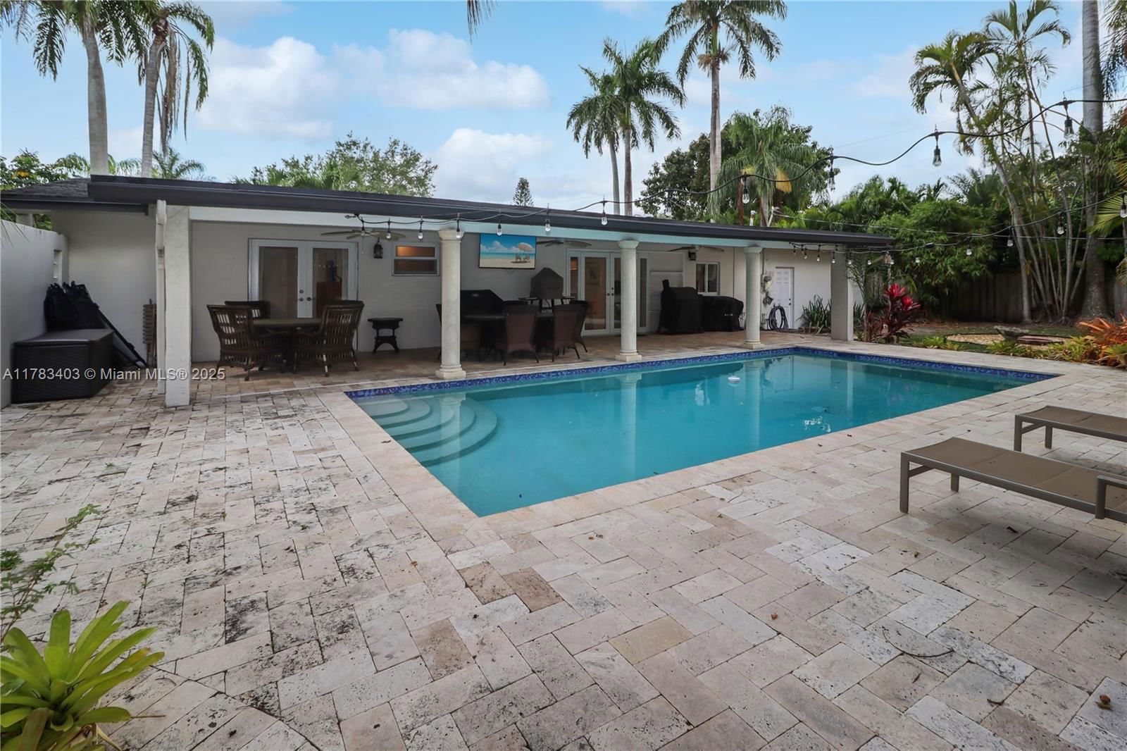Real estate property located at 8435 157th St, Miami-dade, Southwood, Palmetto Bay, FL