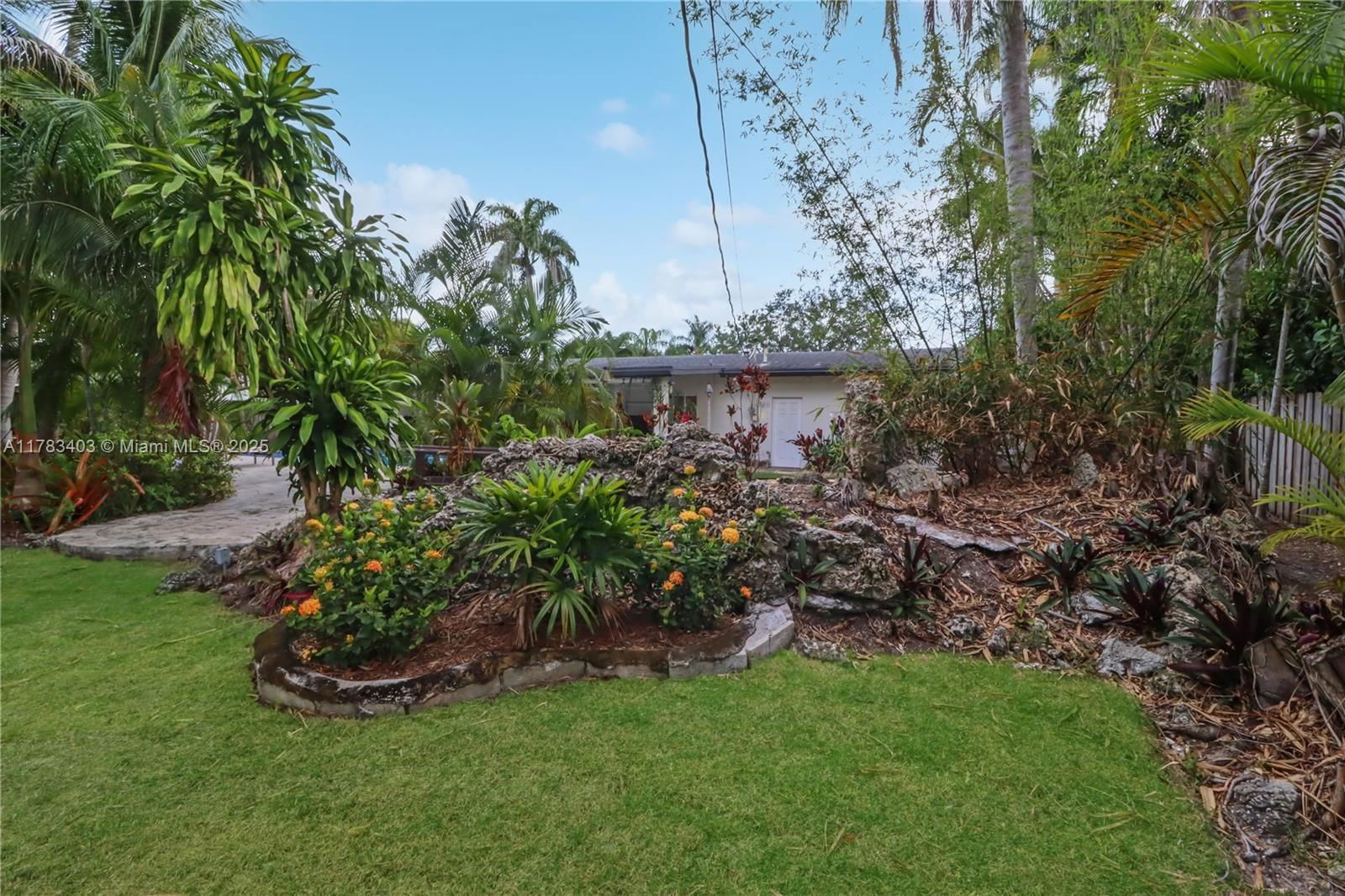 Real estate property located at 8435 157th St, Miami-dade, Southwood, Palmetto Bay, FL