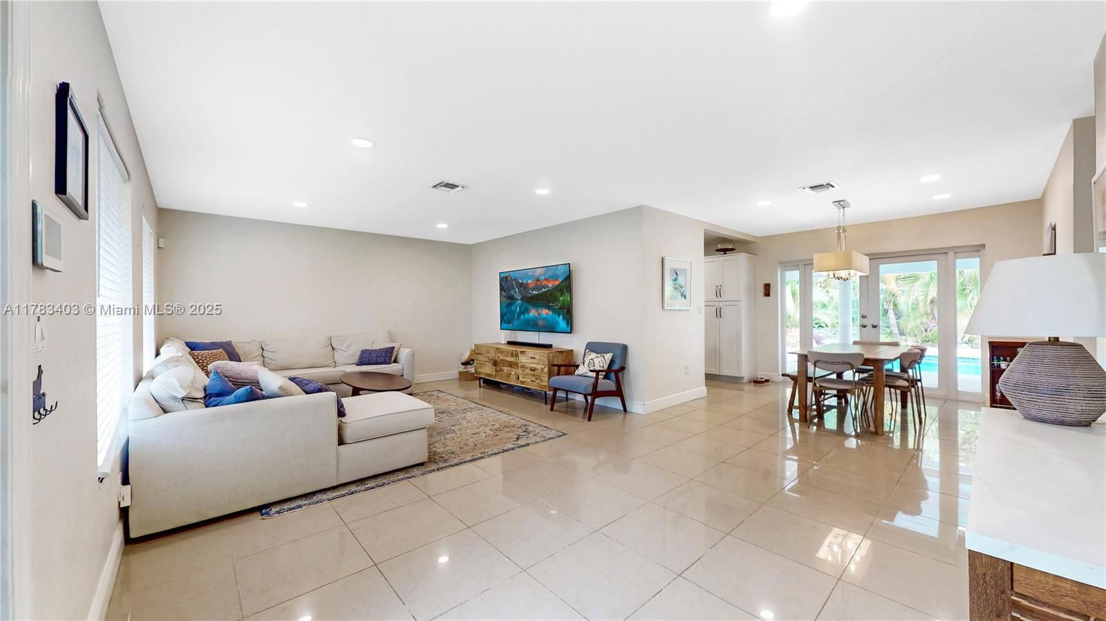 Real estate property located at 8435 157th St, Miami-dade, Southwood, Palmetto Bay, FL