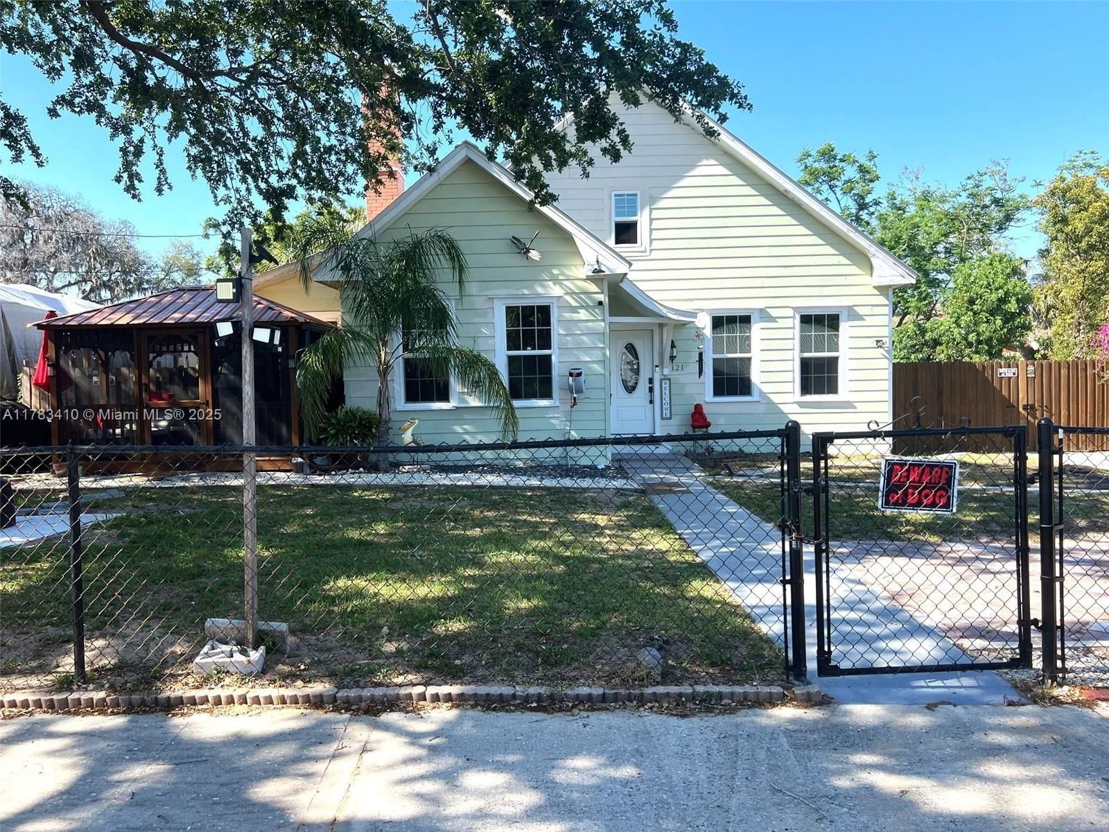 Real estate property located at 121 Walnut St, Highlands, Van Luvens, Avon Park, FL