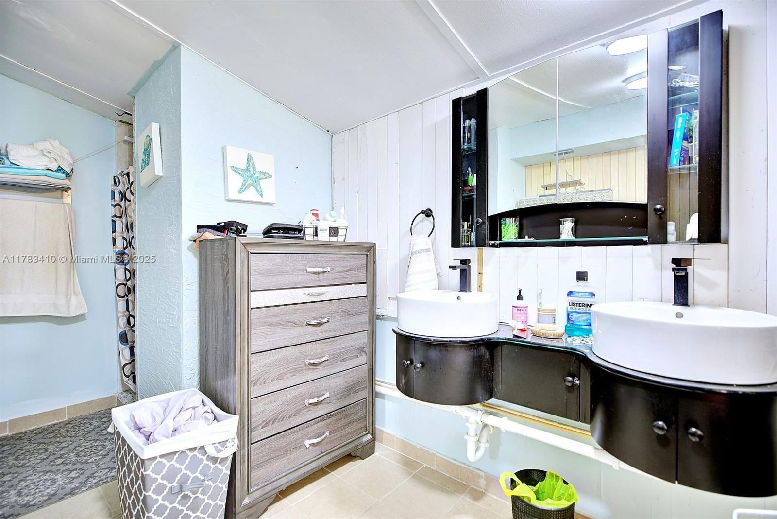 Real estate property located at 121 Walnut St, Highlands, Van Luvens, Avon Park, FL