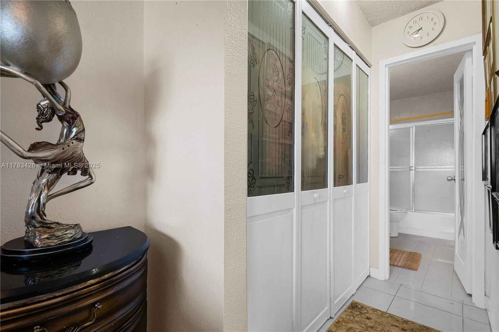 Real estate property located at 30 39th St #321, Miami-dade, El Jardin De Hialeah Cond, Hialeah, FL