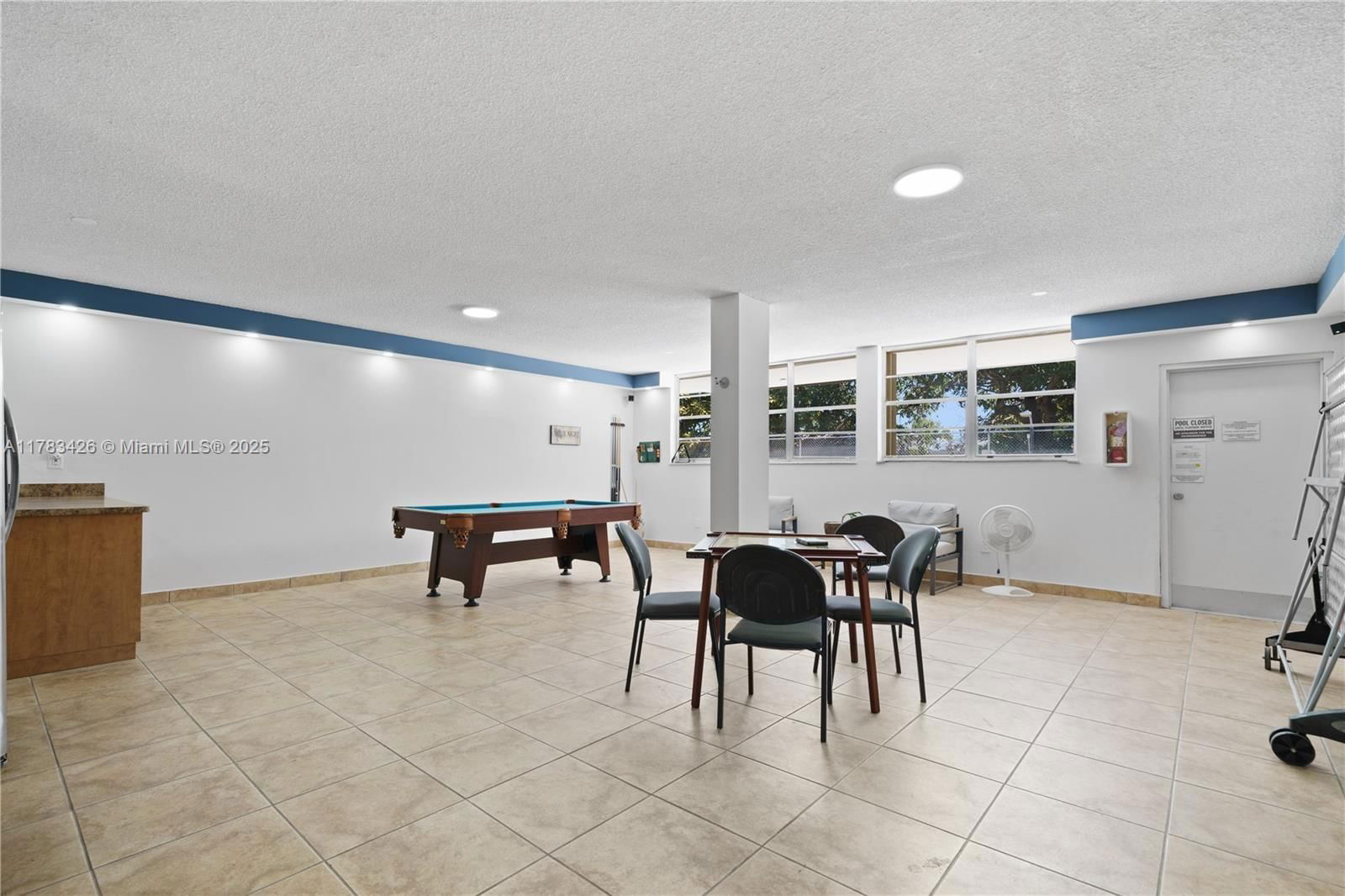 Real estate property located at 30 39th St #321, Miami-dade, El Jardin De Hialeah Cond, Hialeah, FL
