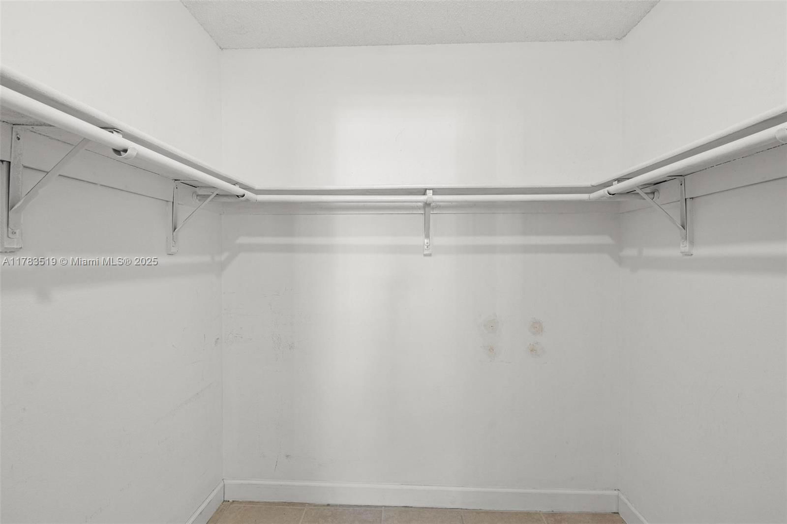 Real estate property located at 1226 104th Ct, Miami-dade, Las Palmas Sec Two, Miami, FL