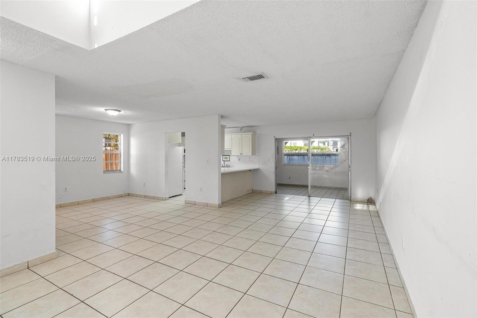 Real estate property located at 1226 104th Ct, Miami-dade, Las Palmas Sec Two, Miami, FL