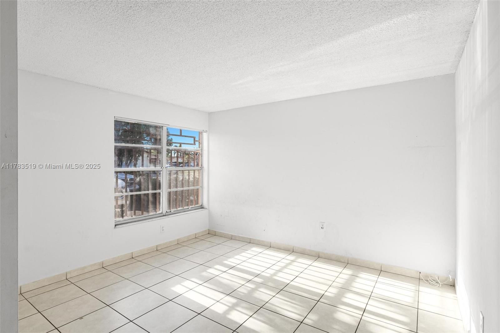 Real estate property located at 1226 104th Ct, Miami-dade, Las Palmas Sec Two, Miami, FL