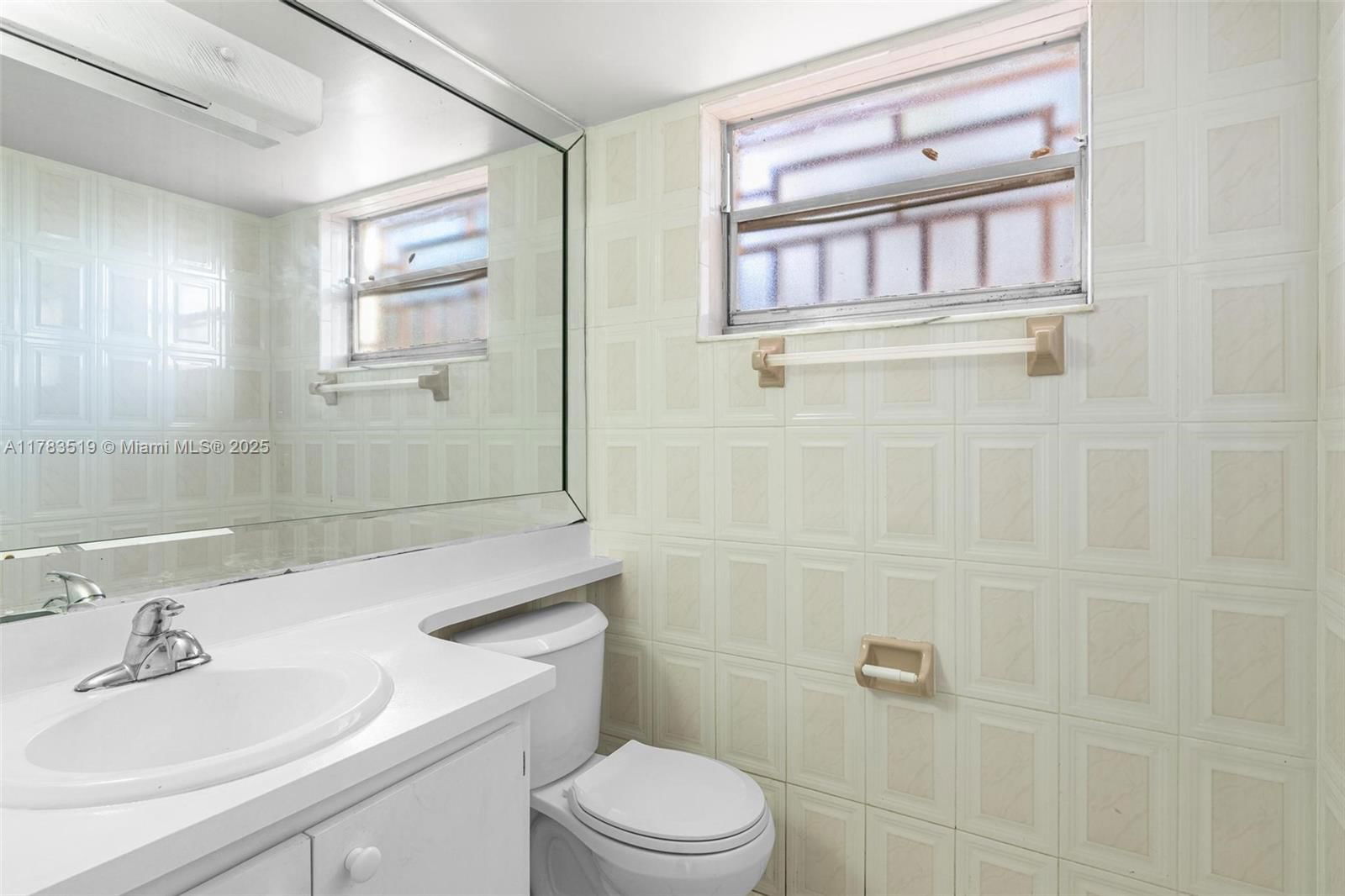 Real estate property located at 1226 104th Ct, Miami-dade, Las Palmas Sec Two, Miami, FL