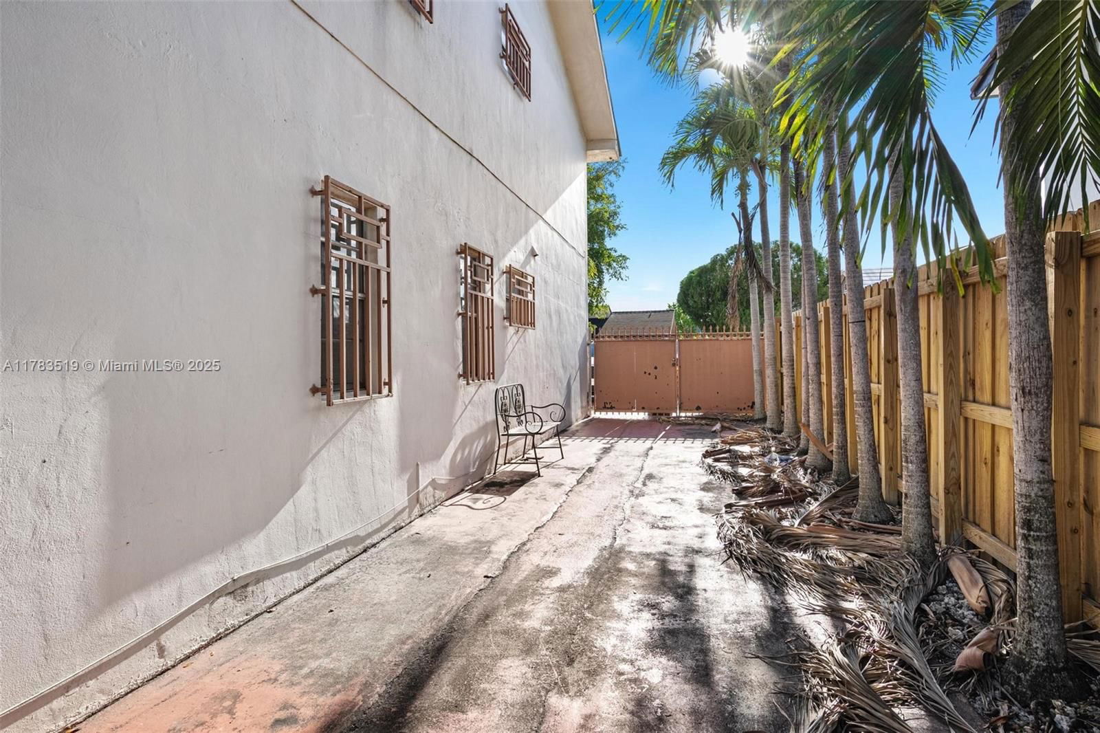 Real estate property located at 1226 104th Ct, Miami-dade, Las Palmas Sec Two, Miami, FL