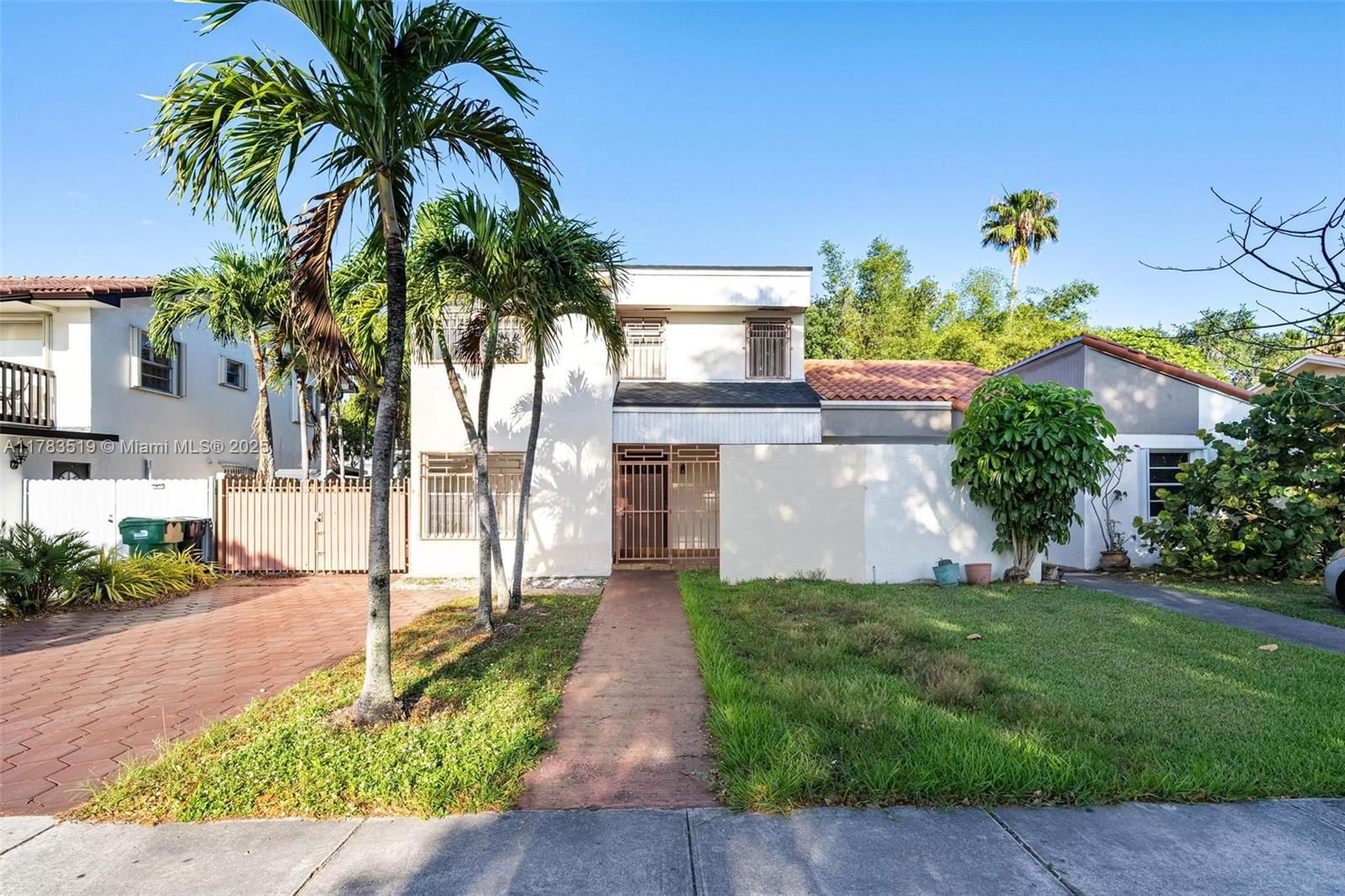Real estate property located at 1226 104th Ct, Miami-dade, Las Palmas Sec Two, Miami, FL