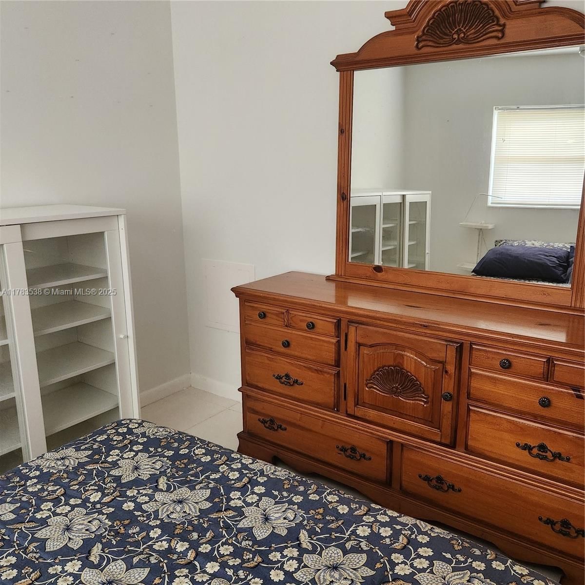 Real estate property located at 5141 Oakland Park Blvd #311, Broward, Melaleuca Gardens Condo, Lauderdale Lakes, FL