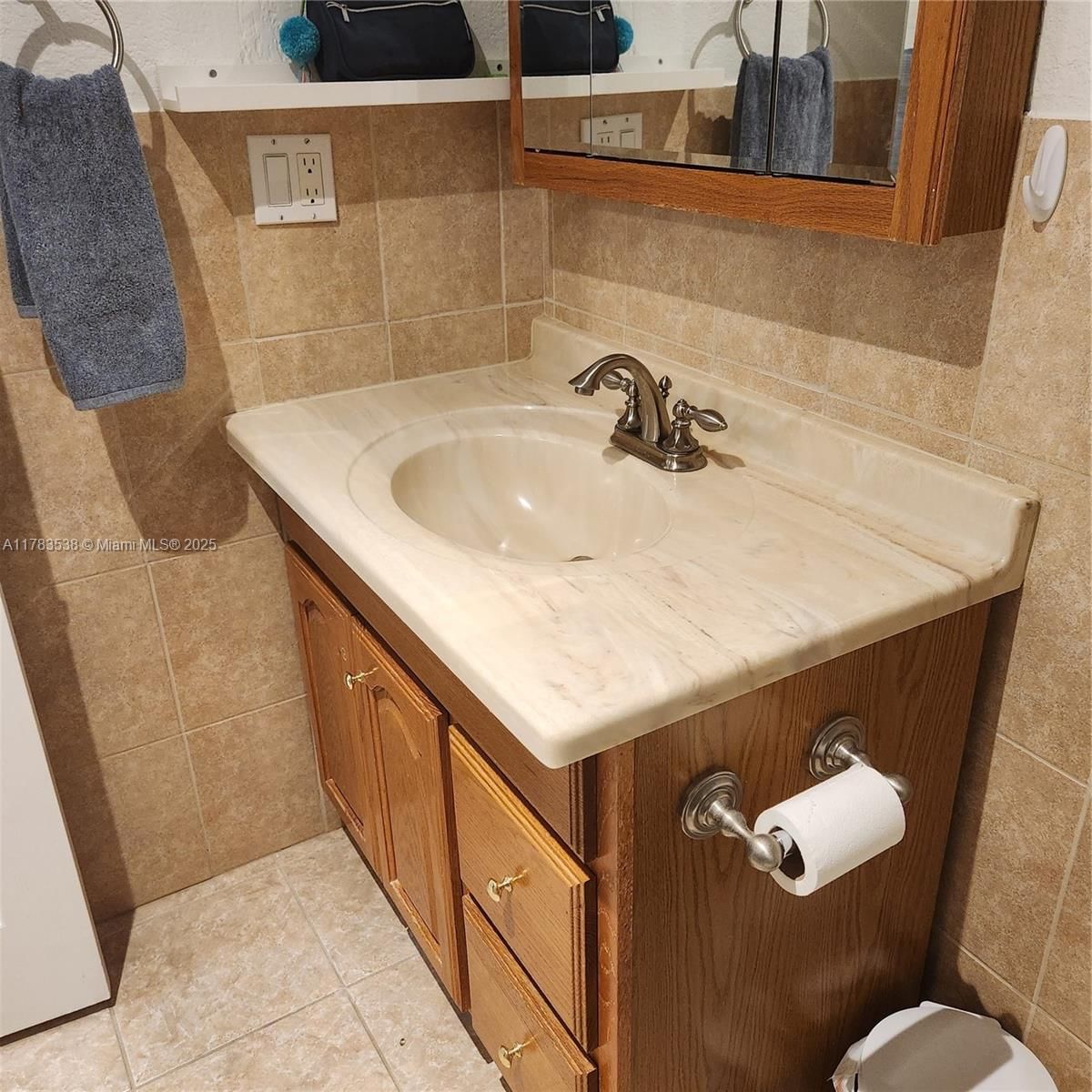 Real estate property located at 5141 Oakland Park Blvd #311, Broward, Melaleuca Gardens Condo, Lauderdale Lakes, FL