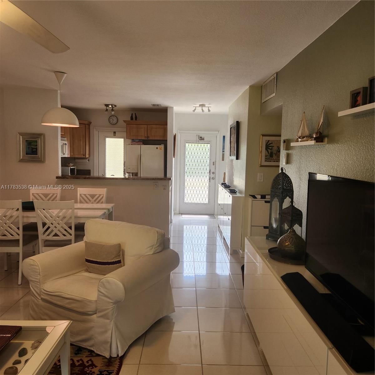 Real estate property located at 5141 Oakland Park Blvd #311, Broward, Melaleuca Gardens Condo, Lauderdale Lakes, FL