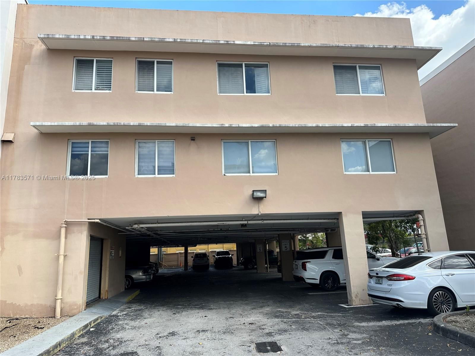 Real estate property located at 55 4th St #103, Miami-dade, East Side Condo, Hialeah, FL