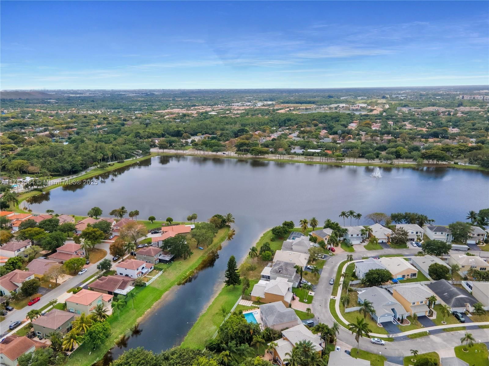 Real estate property located at 5511 51st Ave, Broward, Winston Park Section One, Coconut Creek, FL