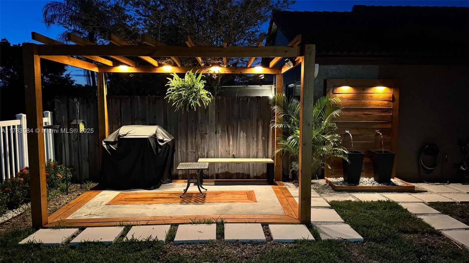 Real estate property located at 5511 51st Ave, Broward, Winston Park Section One, Coconut Creek, FL