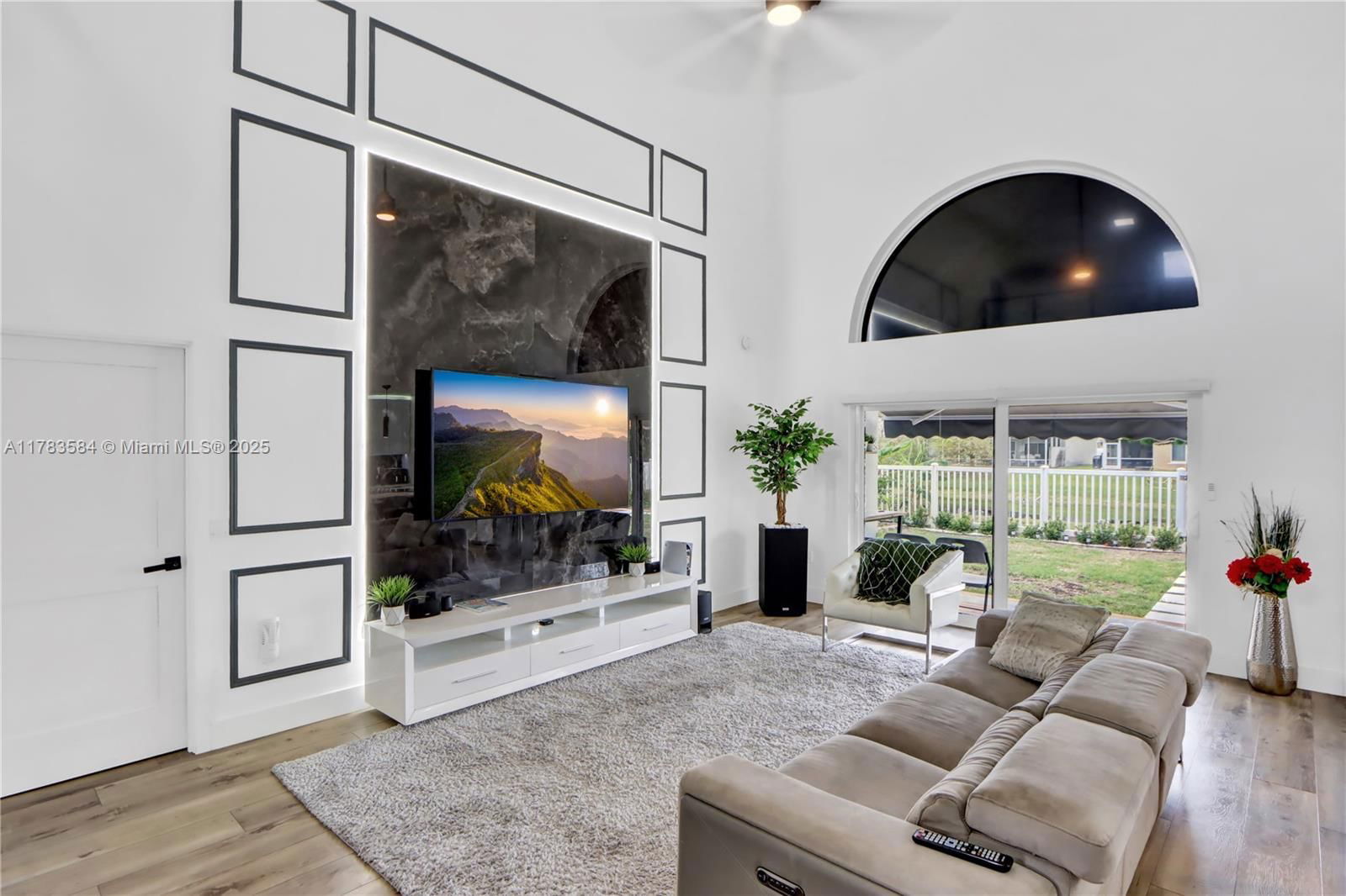 Real estate property located at 5511 51st Ave, Broward, Winston Park Section One, Coconut Creek, FL