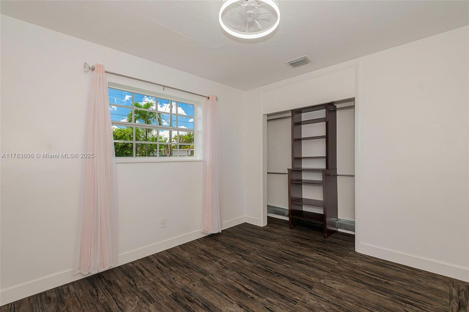 Real estate property located at 534 16th St, Miami-dade, Lunsford Gardens, Hialeah, FL