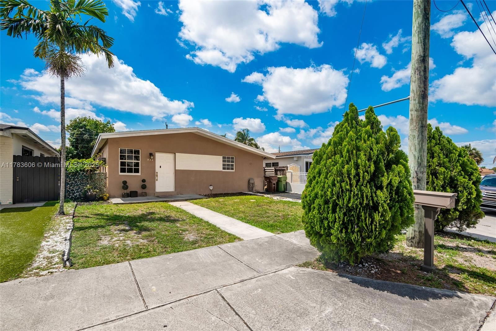 Real estate property located at 534 16th St, Miami-dade, Lunsford Gardens, Hialeah, FL