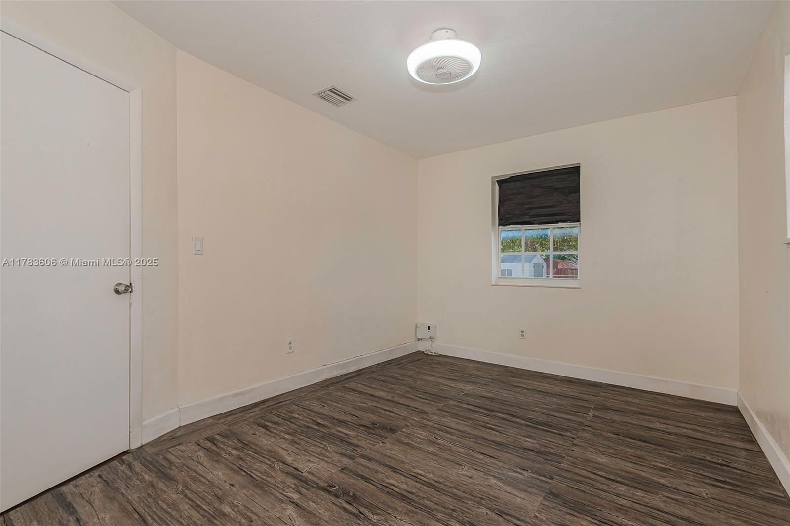Real estate property located at 534 16th St, Miami-dade, Lunsford Gardens, Hialeah, FL