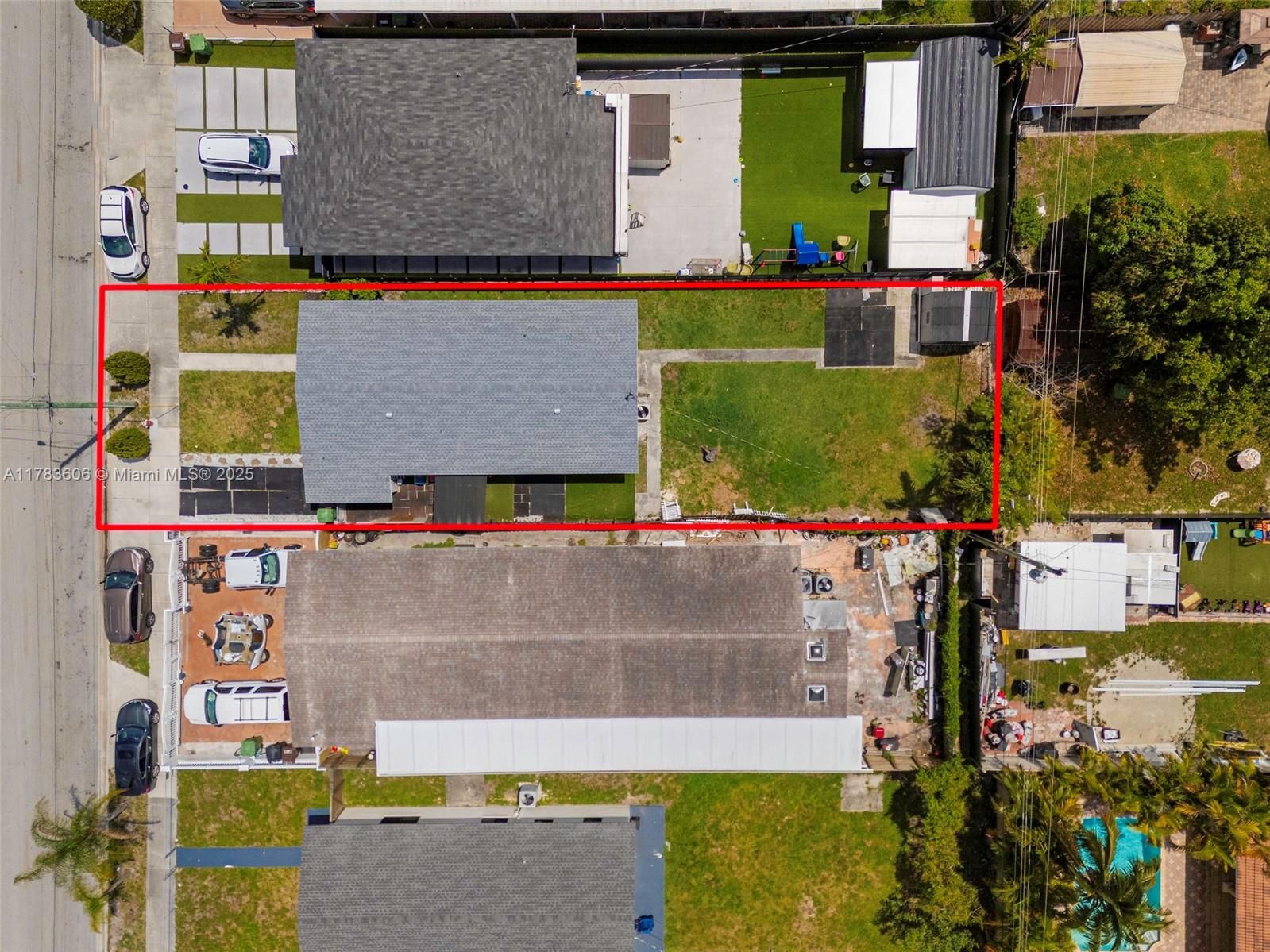 Real estate property located at 534 16th St, Miami-dade, Lunsford Gardens, Hialeah, FL