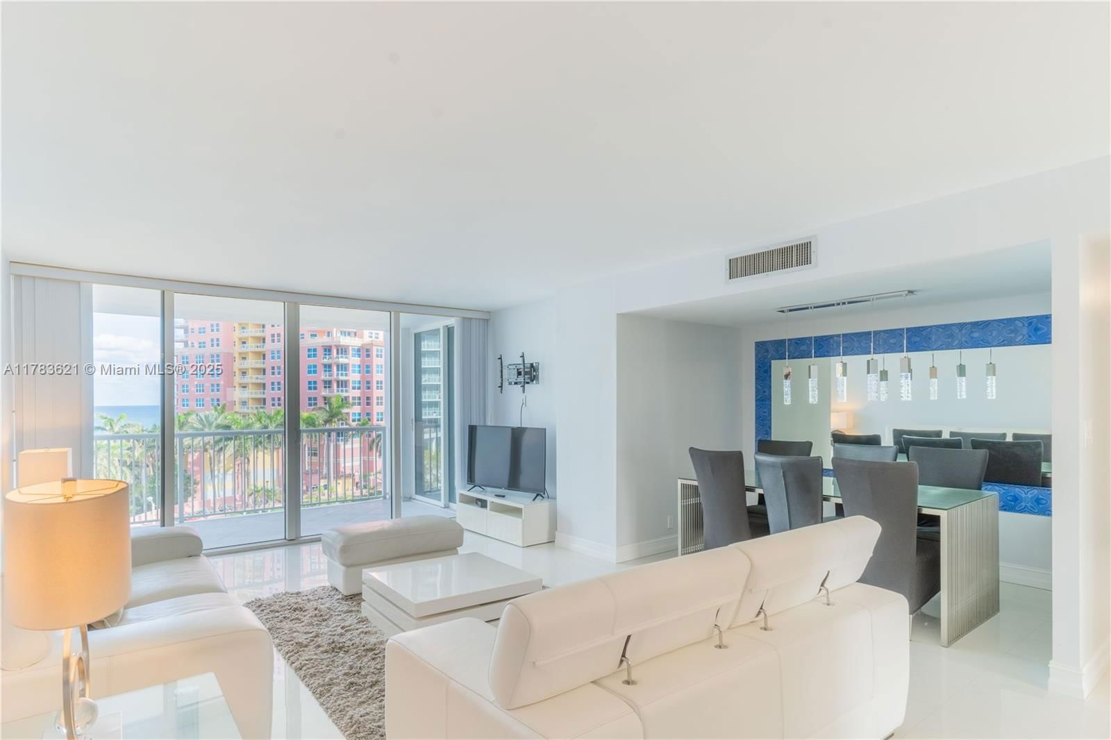 Real estate property located at 2200 33rd Ave #7J, Broward, White Egret Condo, Fort Lauderdale, FL