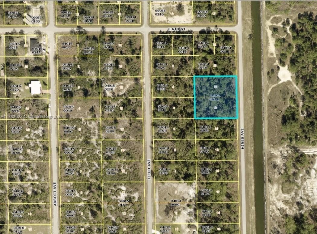 Real estate property located at 517 Hines AVE, Lee, Lehigh Acres, Lehigh Acres, FL