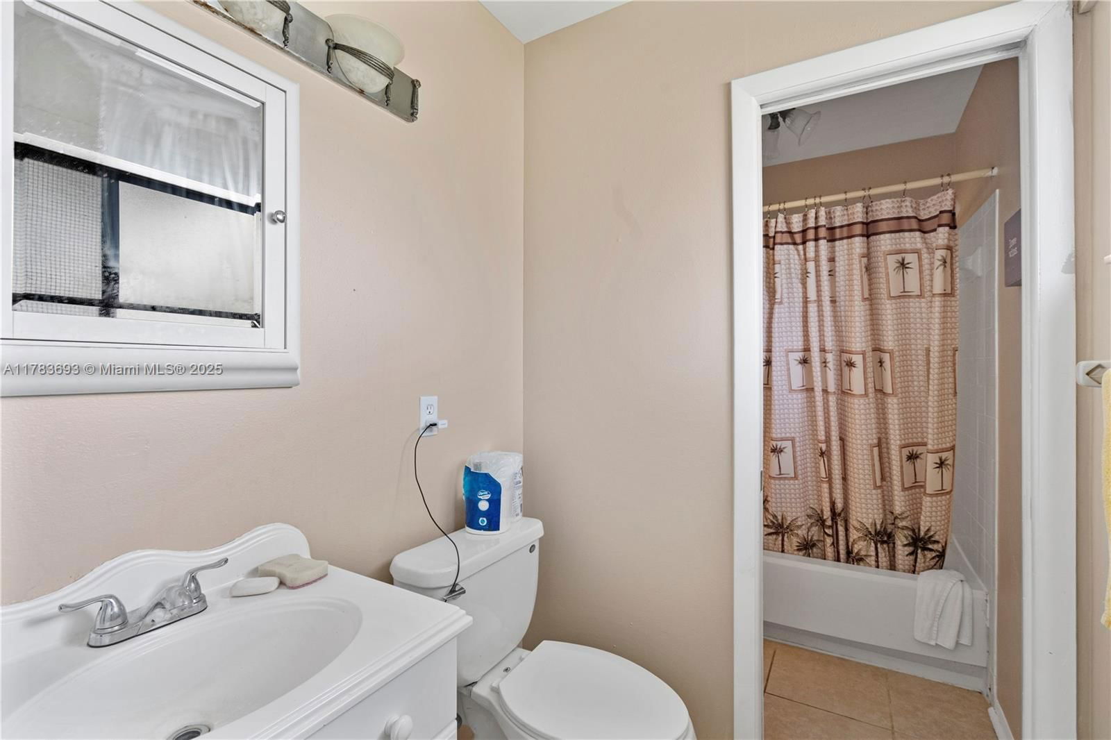 Real estate property located at 1811 Barker St. NE, Brevard, Port Malabar Unit 6, Palm Bay, FL