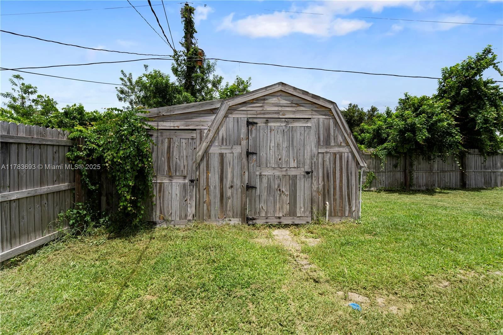 Real estate property located at 1811 Barker St. NE, Brevard, Port Malabar Unit 6, Palm Bay, FL