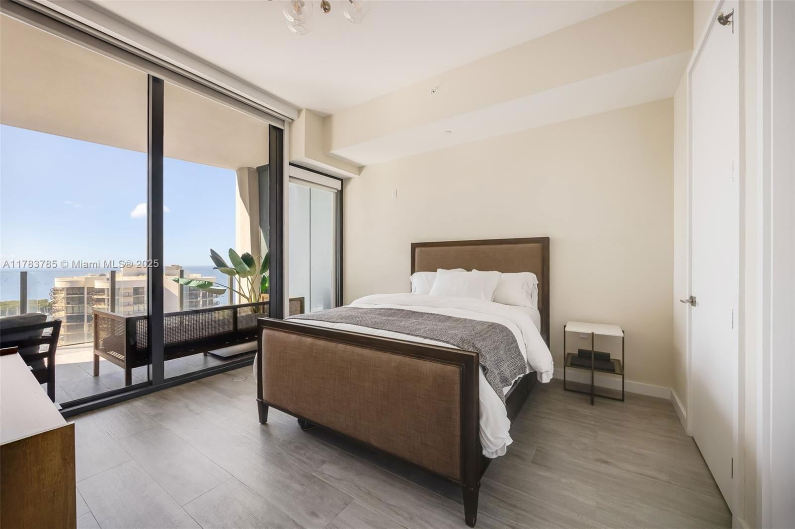 Real estate property located at 2831 Bayshore Dr #1902, Miami-dade, Club Residences At Park G, Coconut Grove, FL